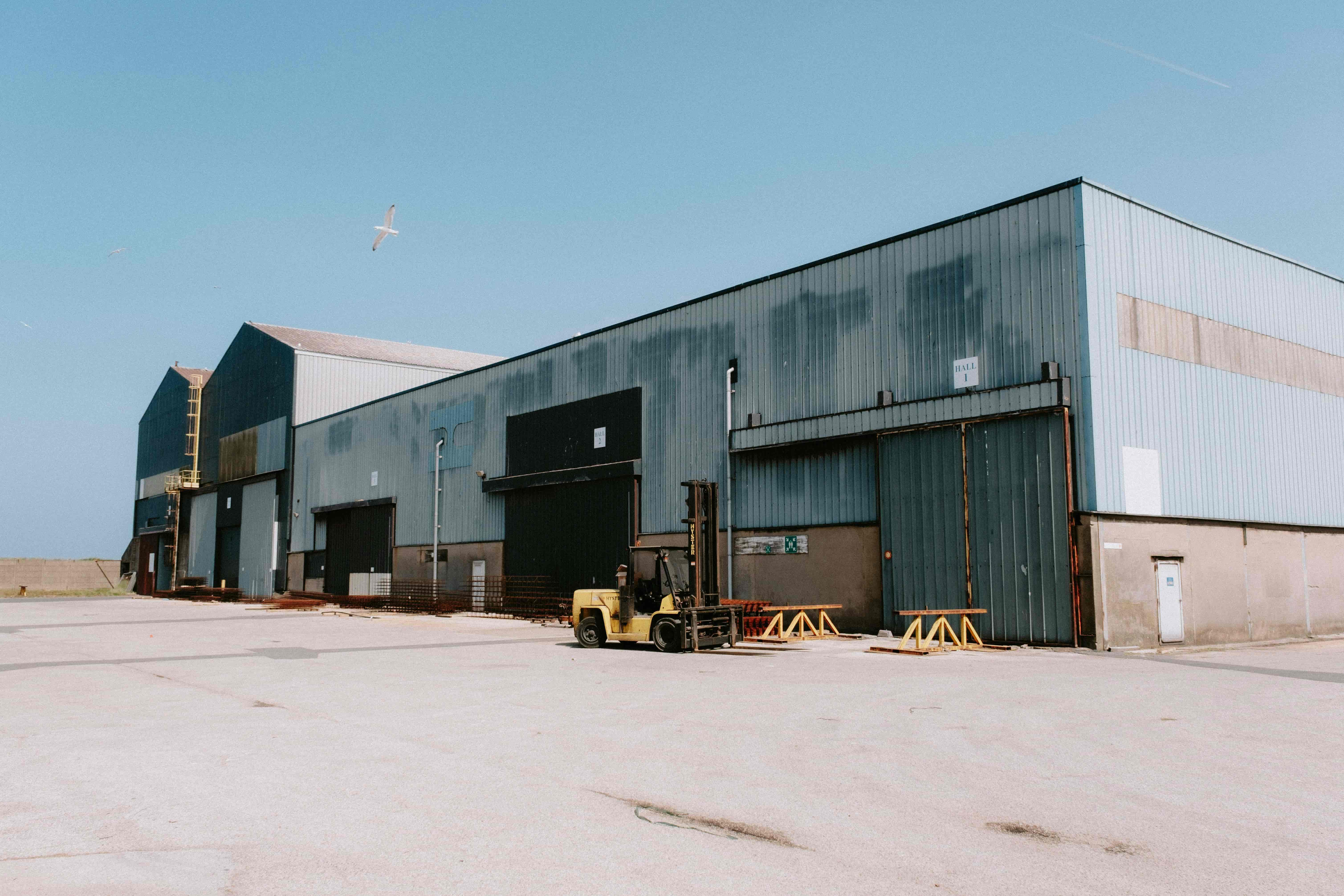Commercial building exterior representing commercial property insurance